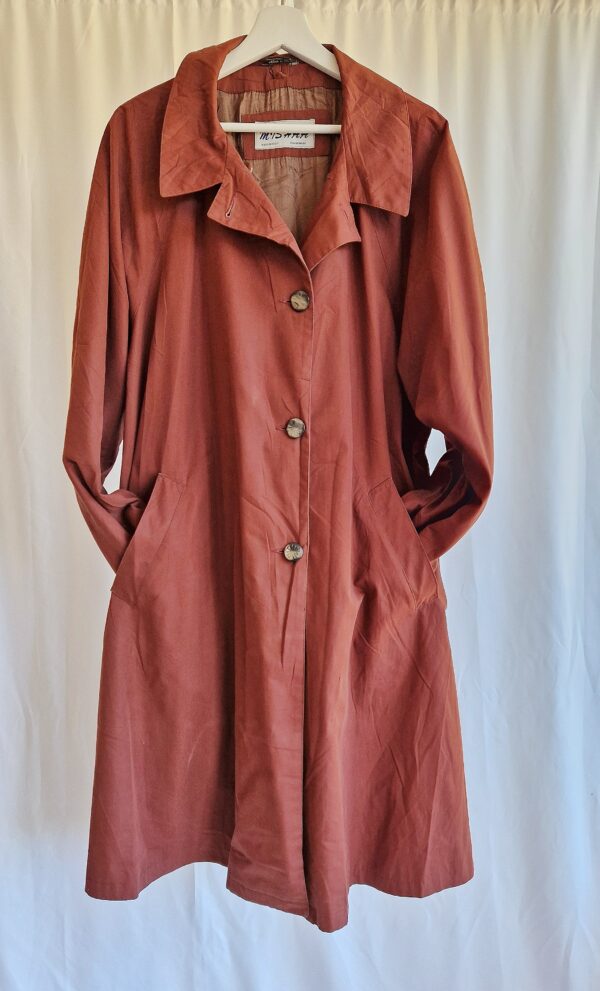 High quality Italian coat (L)